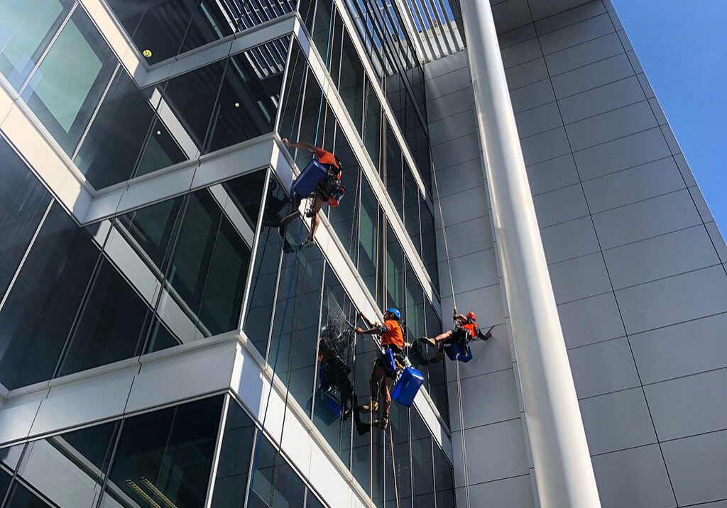 Window and Facade Cleaning Safetek Sydney (3)